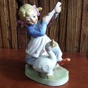 FREE Figurine